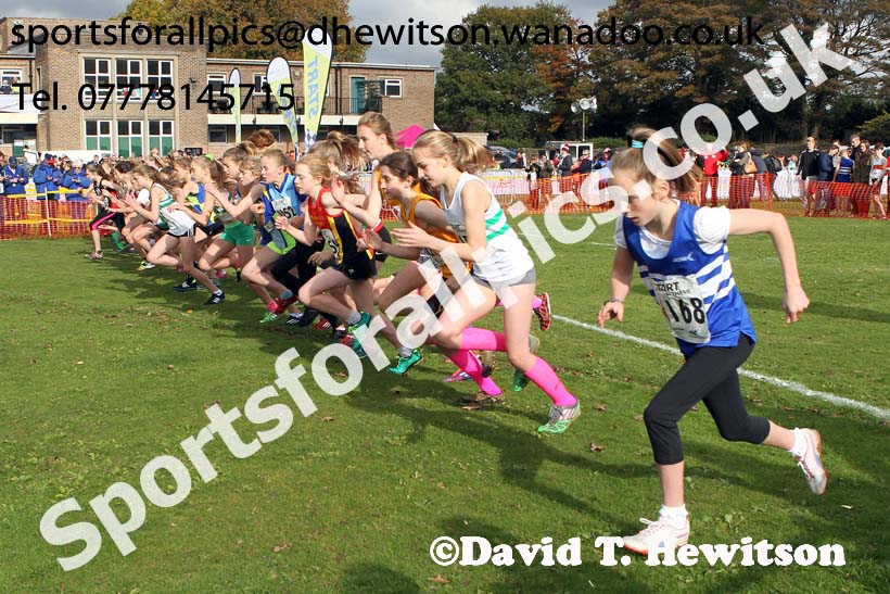 Girls under-13s Northern Cross Country Relays. Photo: David T. Hewitson/Sports for All Pics